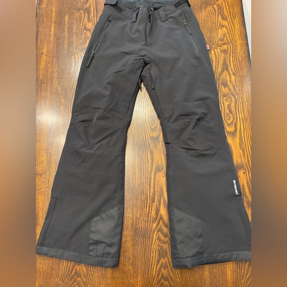 Women's Treviso Ski Pants size small (paid $199 and worn only 1x)